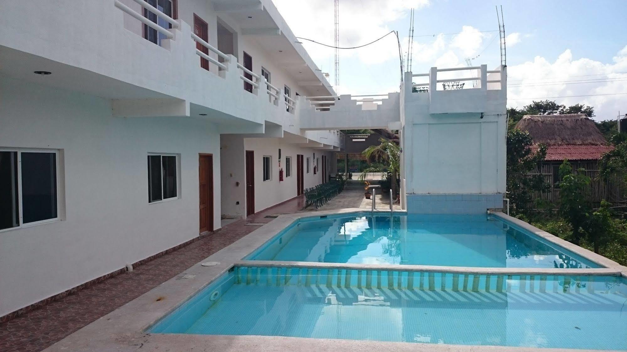 Oyo Hotel Palma Real Tulum Zewnętrze zdjęcie